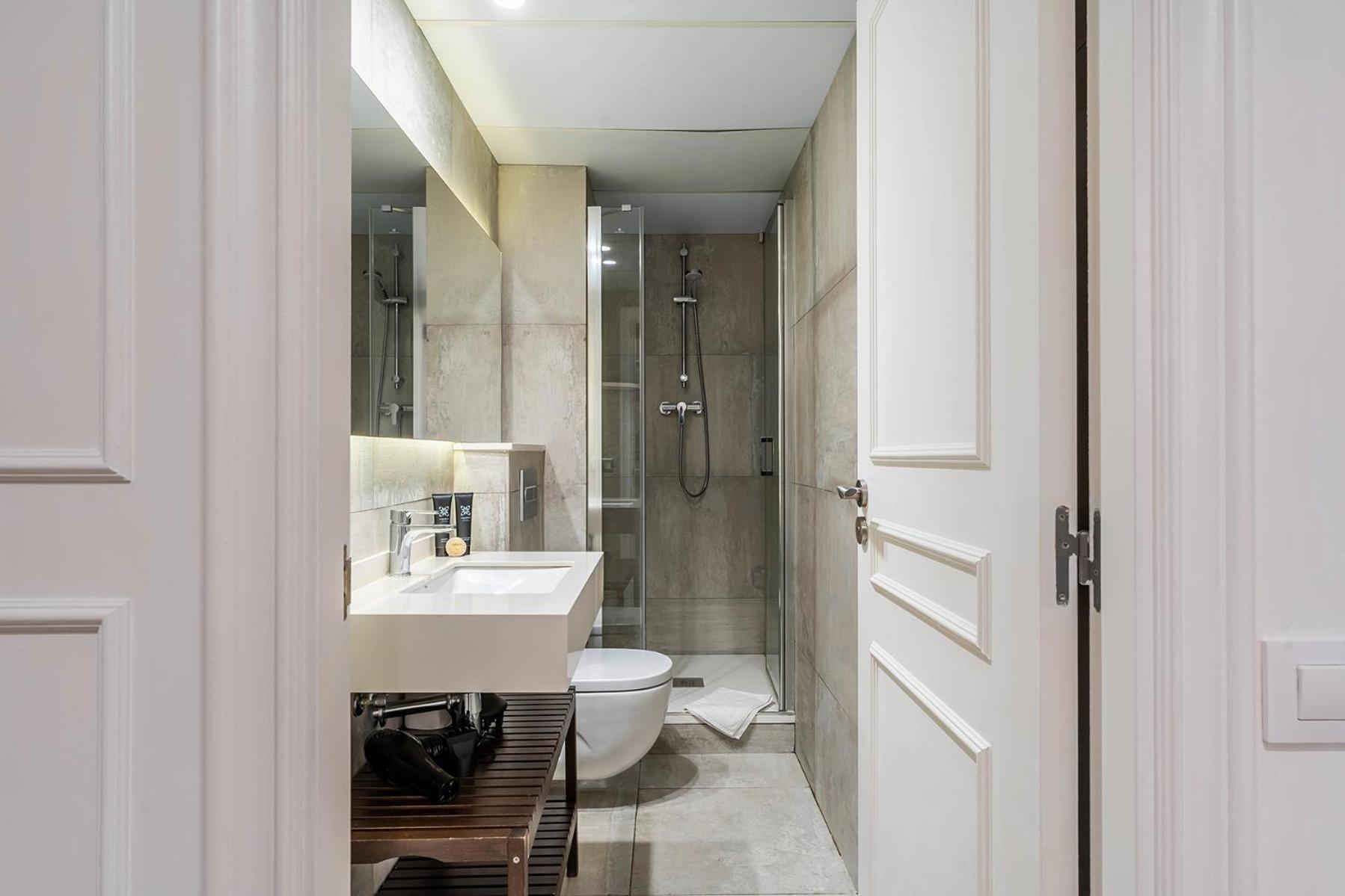 Enjoybcn Colon Apartments Barcelona Luaran gambar