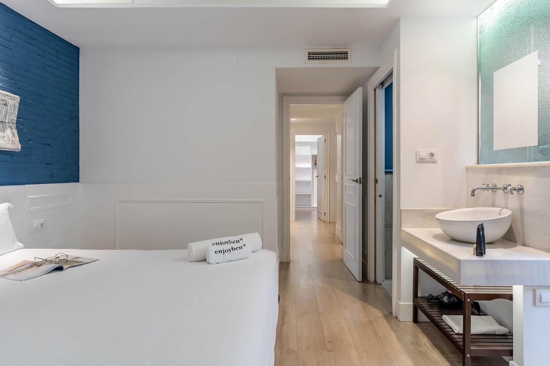 Enjoybcn Colon Apartments Barcelona Luaran gambar